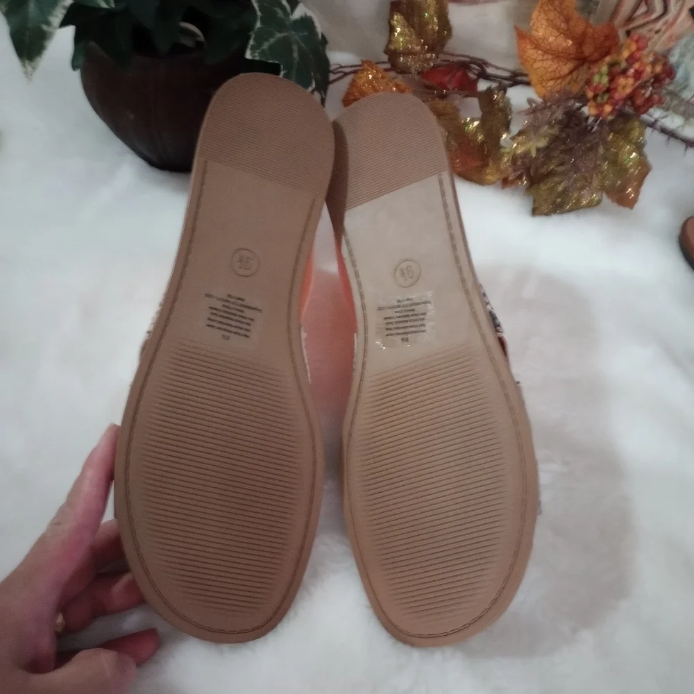 Sandals shoes for women size 9.5